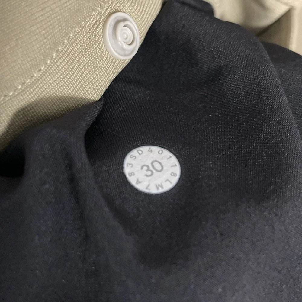 Lululemon Mens Commission Classic-Fit 10